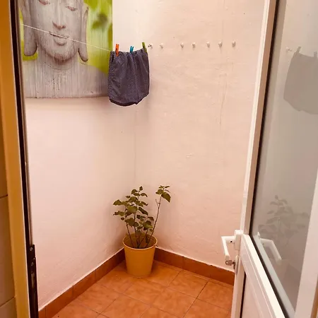 Room7 Apartment *